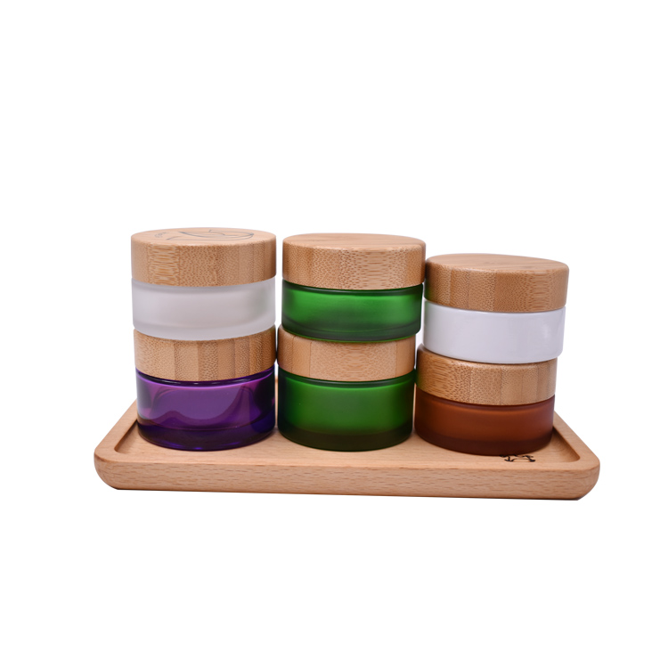 30g-white-glass-jar-with-bamboo-lid-10